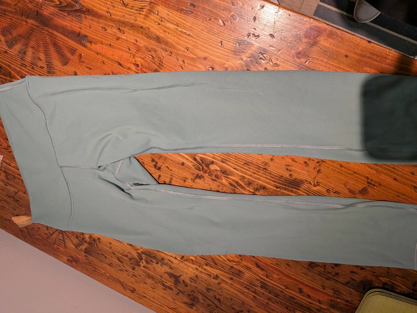Lululemon leggings size 6
