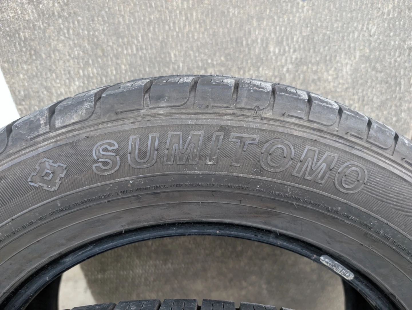 Sumitomo all season tires (2x) 6-7mm tread - photo 4