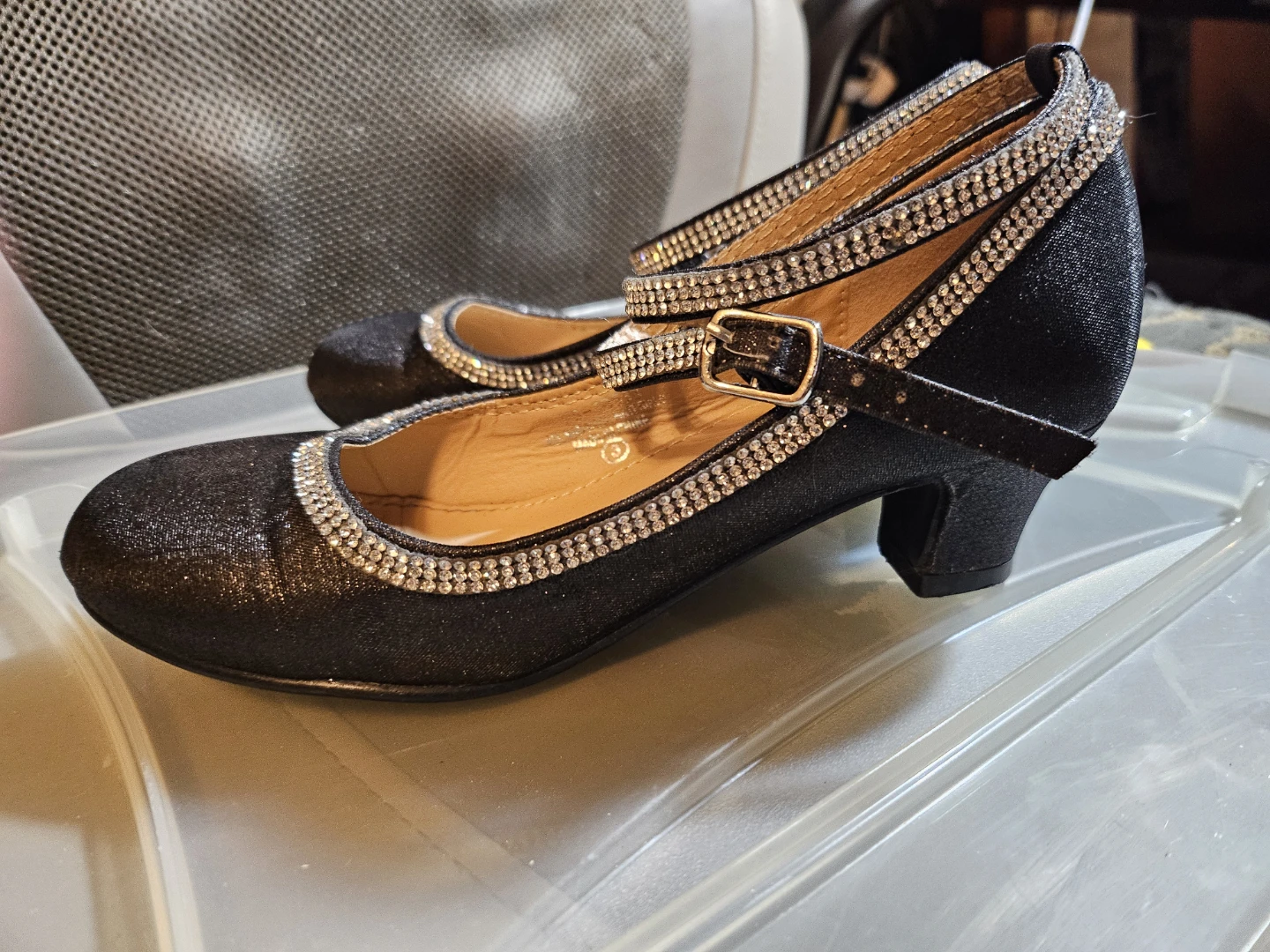 Girls Paparazzi Black Glitter Dress Shoes, size 3 - photo 4