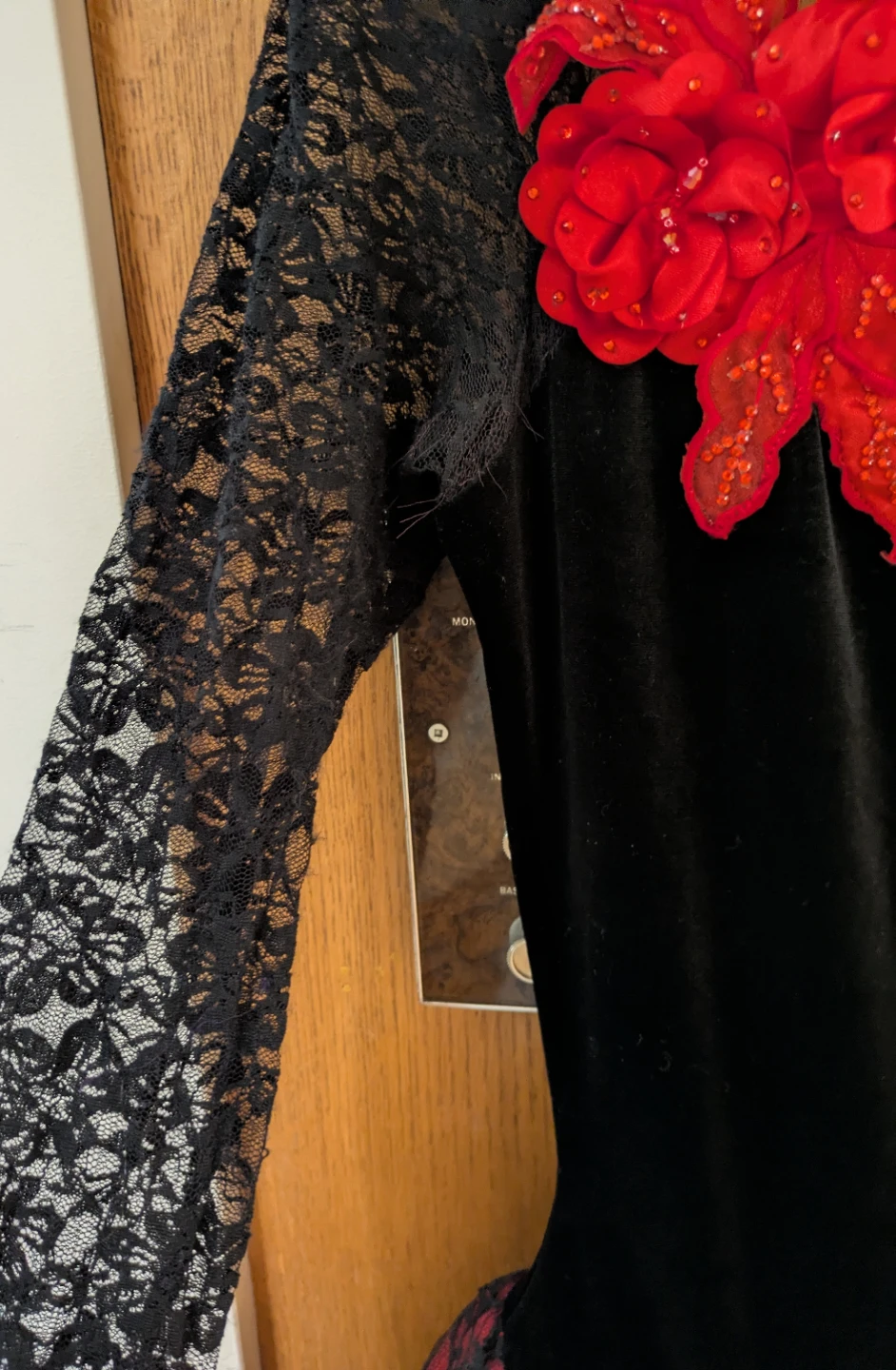 Black and Red Lace Leotard - photo 4