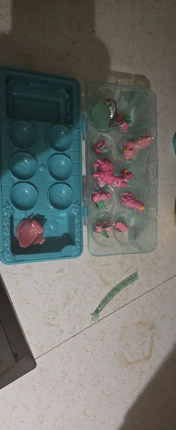 Hatchimals llamas
