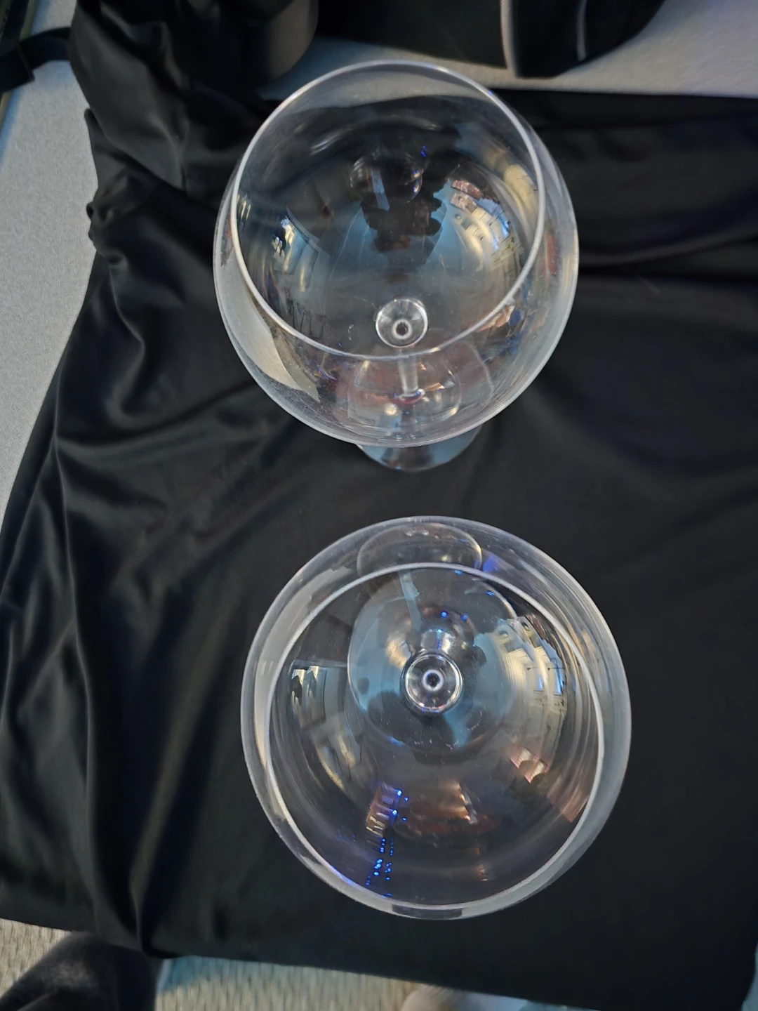 Antique crystal set of 2 Large Balloon Wine Glasses - photo 2