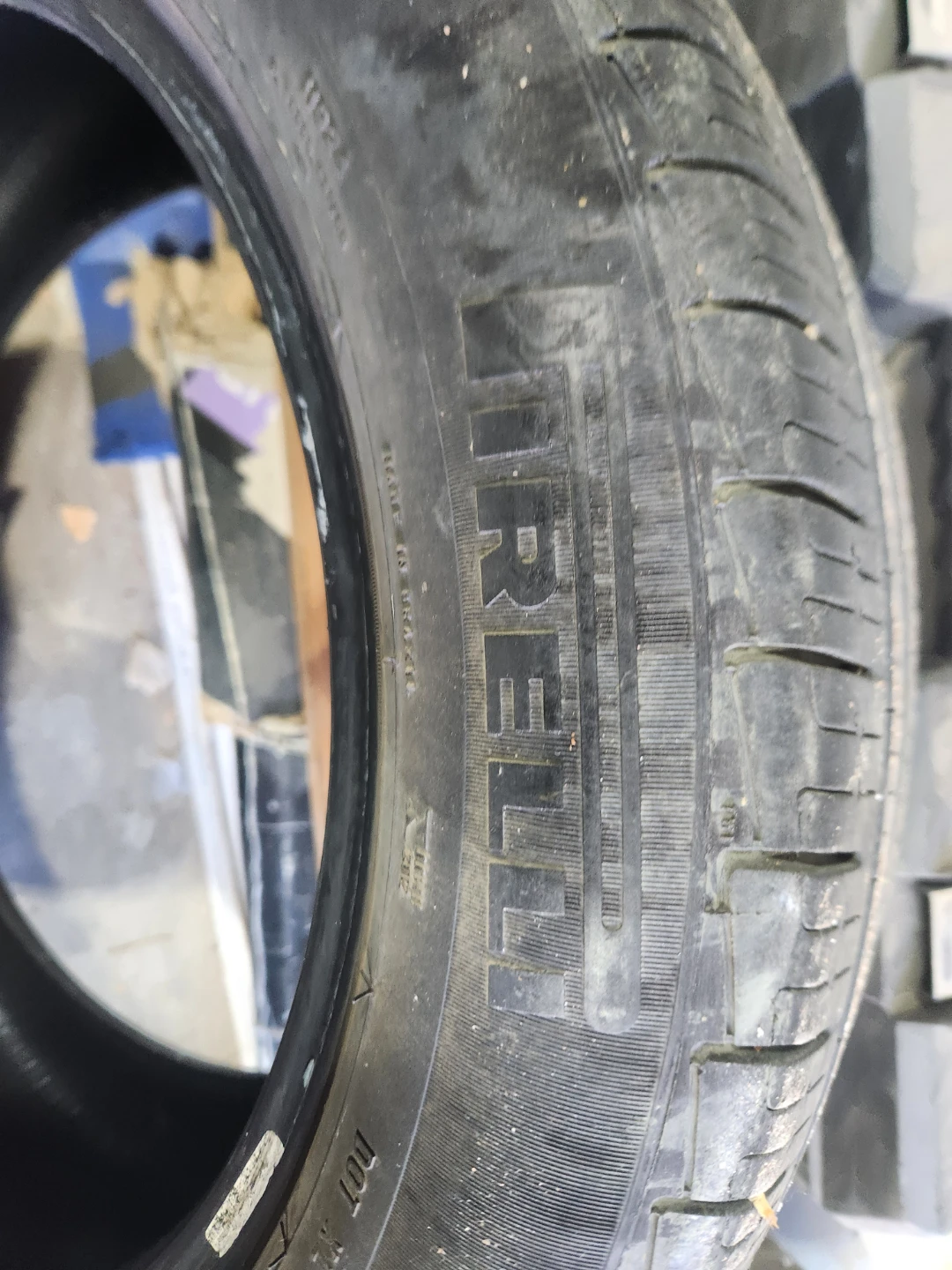 Pirelli 215/55 R17 Tire