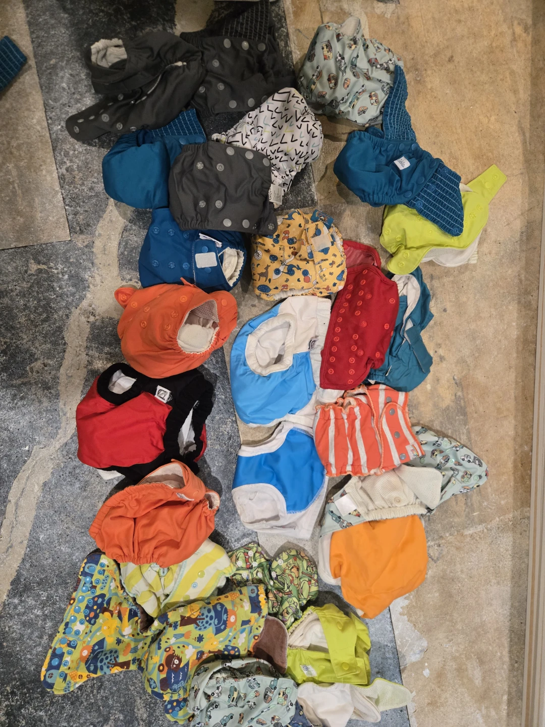 Assorted Cloth Diapers (25) and Inserts Bundle