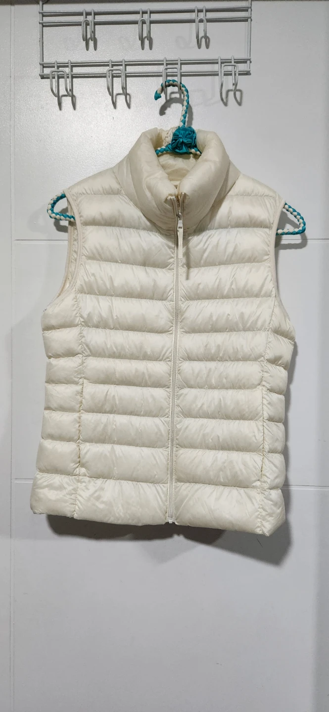Uniqlo Ultra Light Down Vest White