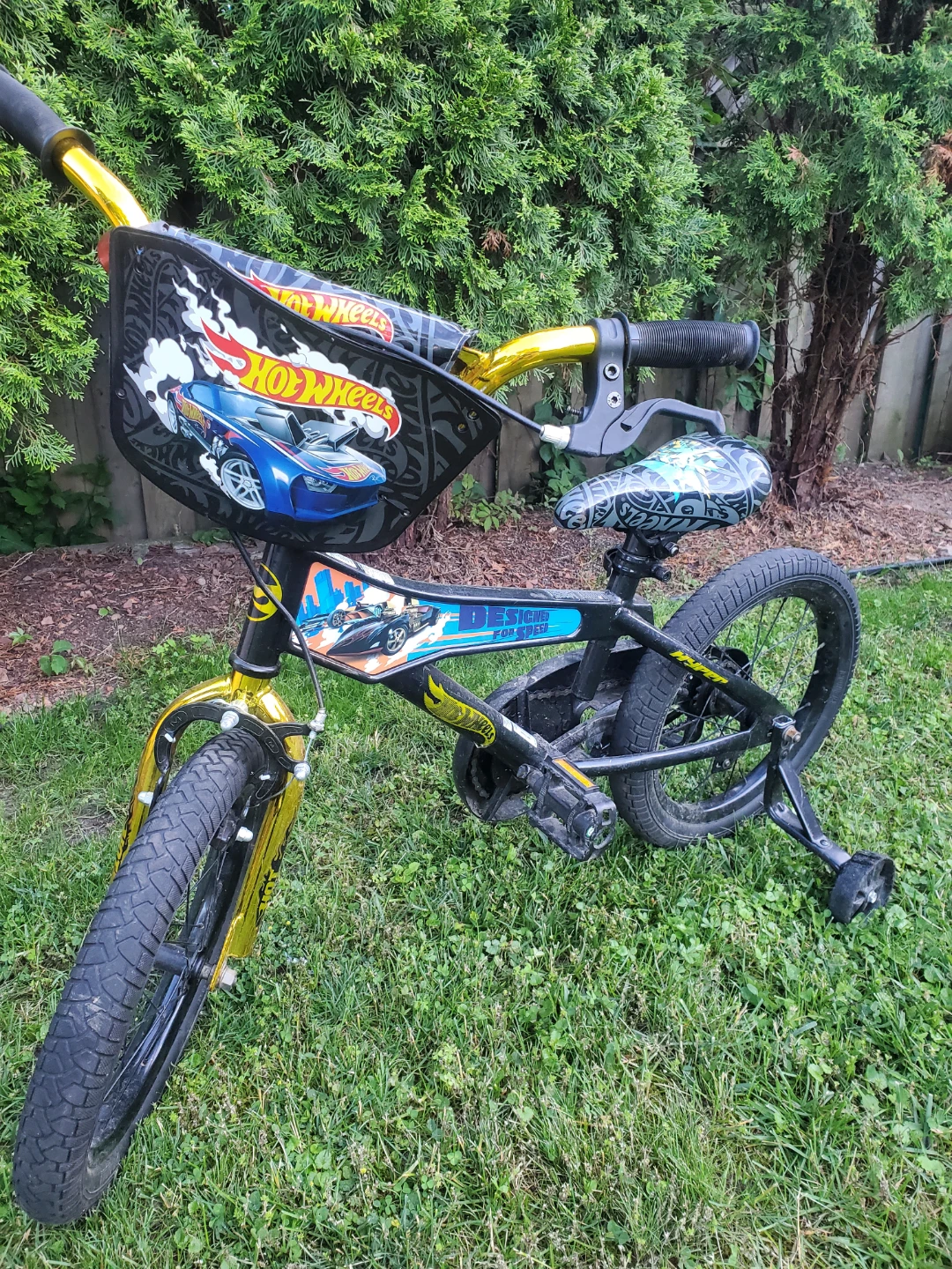 Hot Wheels 16-inch Kids Bicycle
