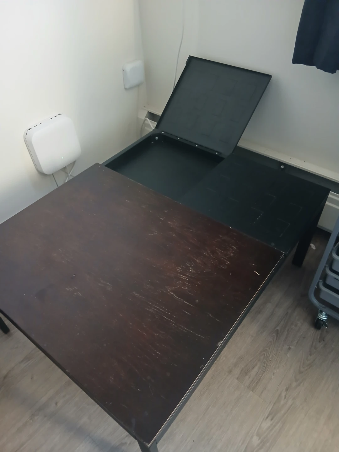 coffee table with hidden storage - photo 3