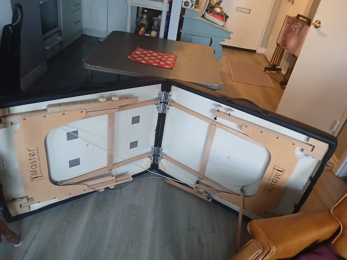 Master Massage Equipment Portable Massage Table