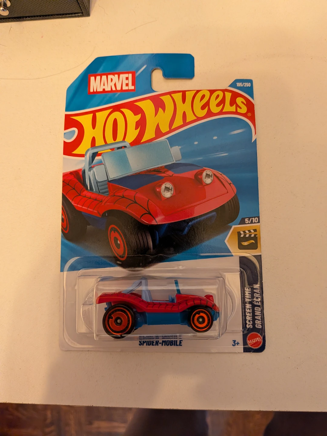 Hot Wheels Marvel Spider-Mobile - photo 3
