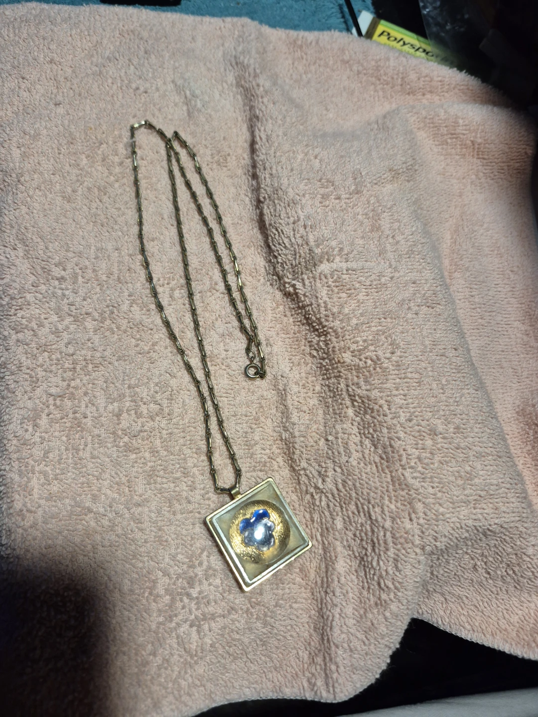 Floral brooch and pendant necklace set - photo 2