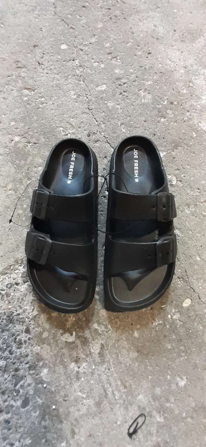 Joe Fresh Black Sandals - Size 8 - photo 3