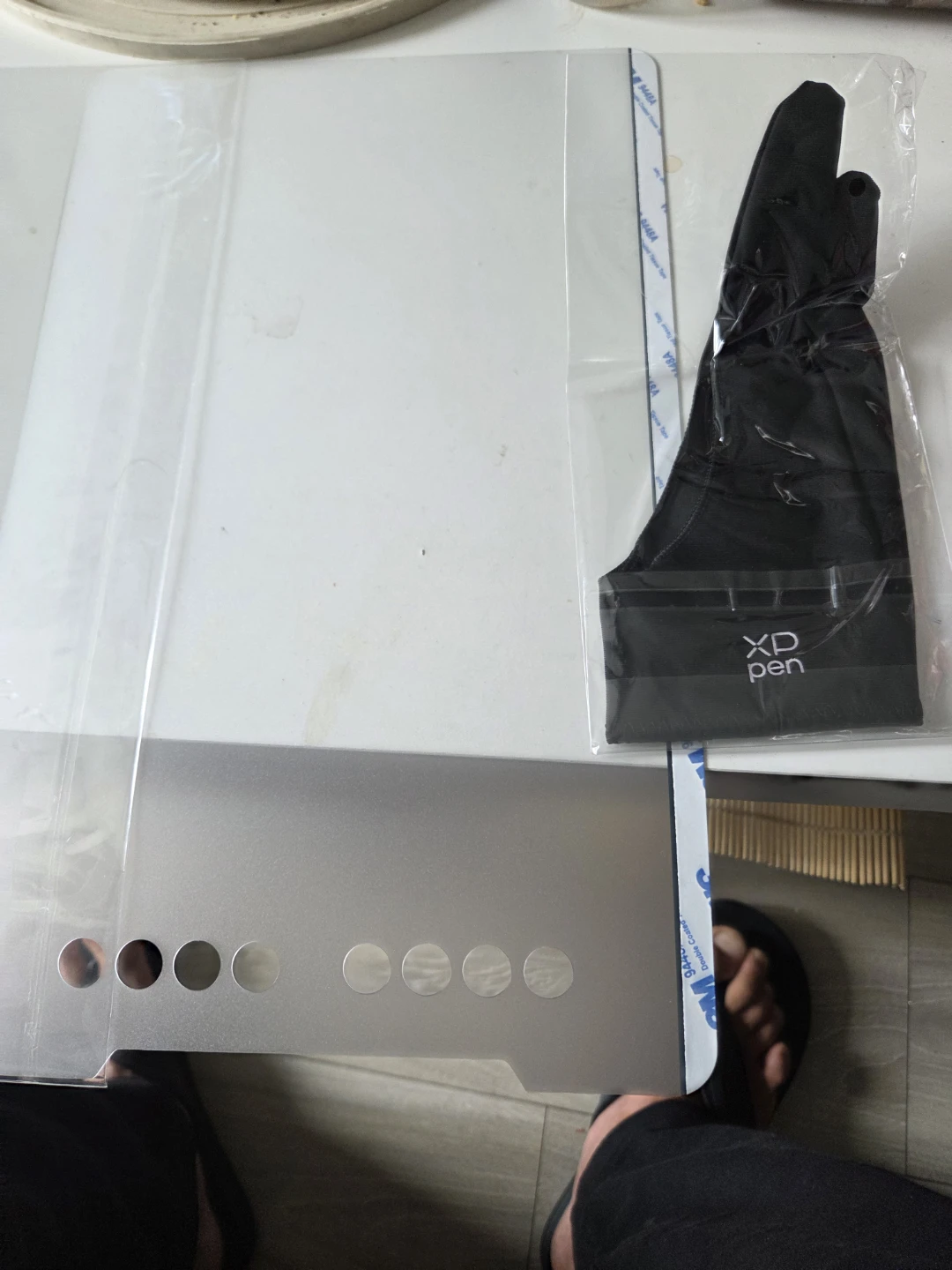 XP-Pen Artist Glove and Protective Film - photo 2