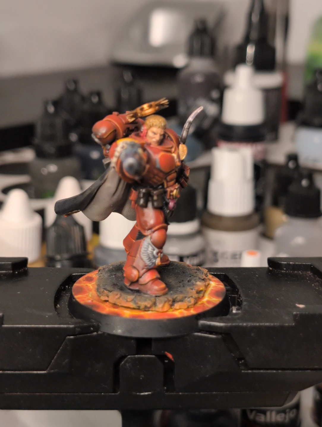 Painted Blood Angels Captain Space Marine Miniature