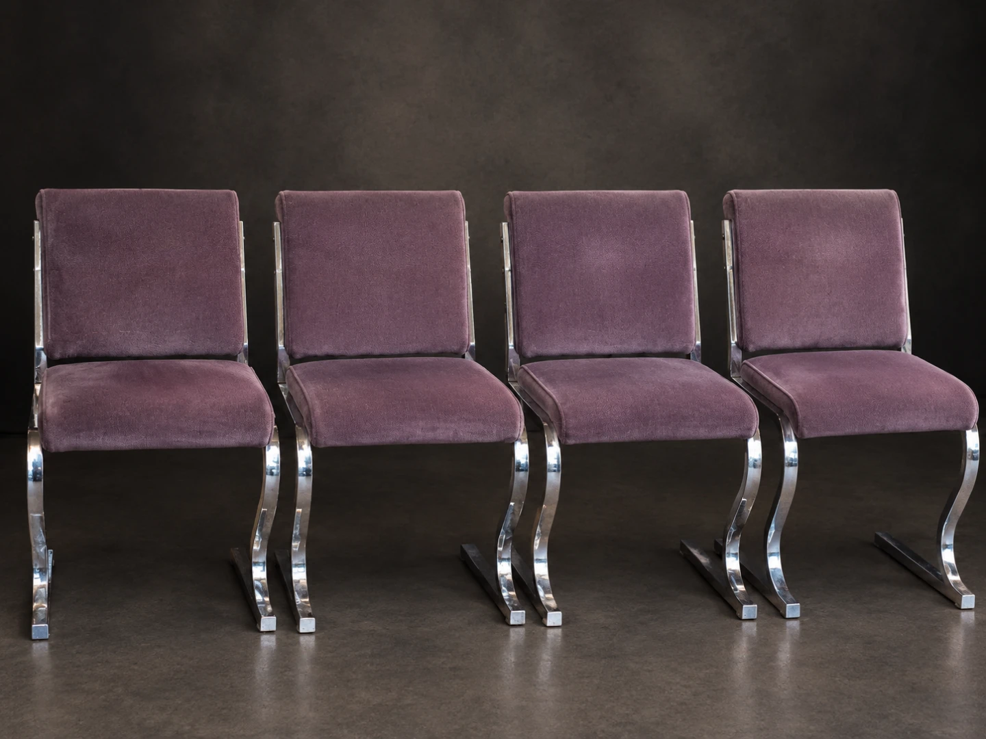 Dining table and 4 chairs