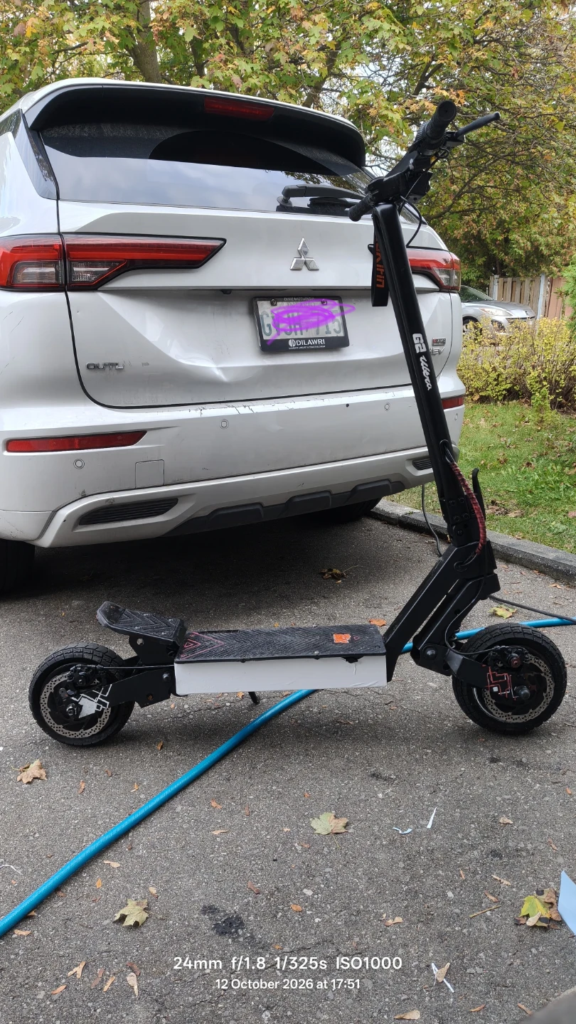 Kukirin G2 Ultra Electric Scooter LOW MILEAGE! Trades accepted - photo 2