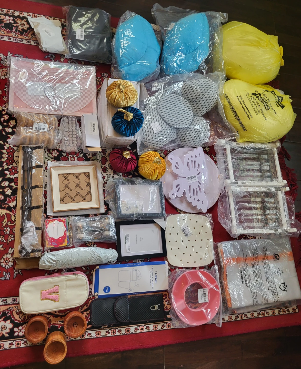 Huge Resale Lot of 260+ Brand New Items