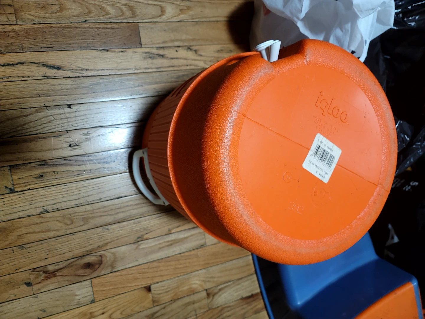 Nevera portátil para bebidas de 5 galones - photo 4