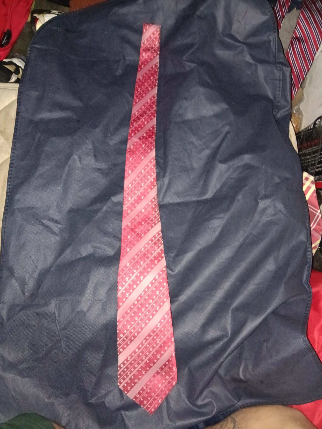 Louis Vuitton Red Monogram Silk Tie - photo 2
