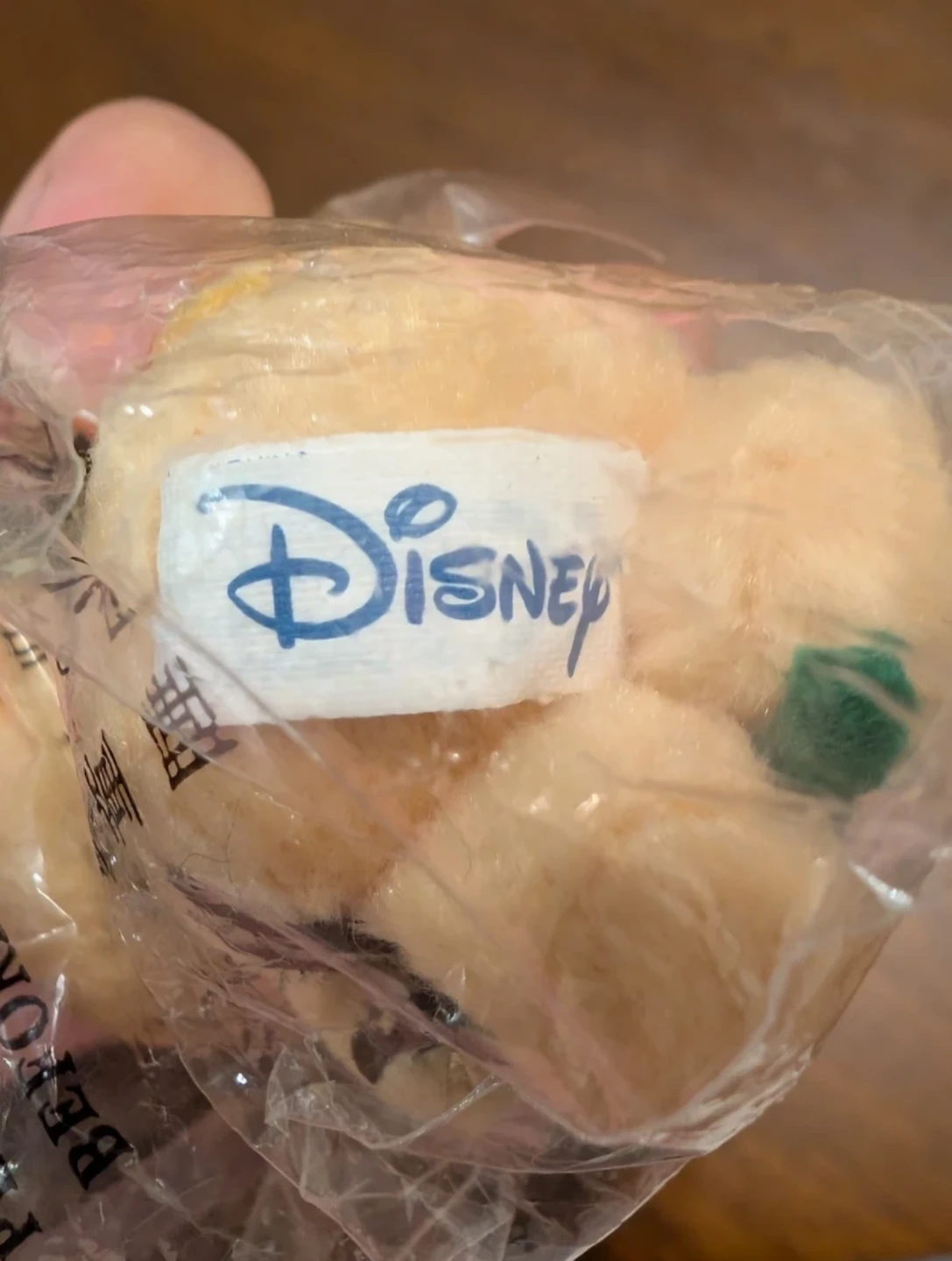 Vintage Disney Tigger Plush Keychain - HK Macau exclusive - photo 3