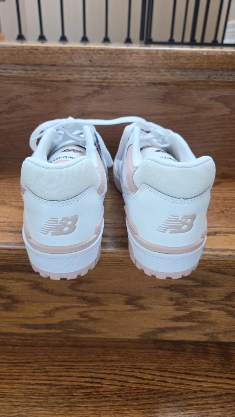 New Balance 550 Women's Sneakers - White/Pink