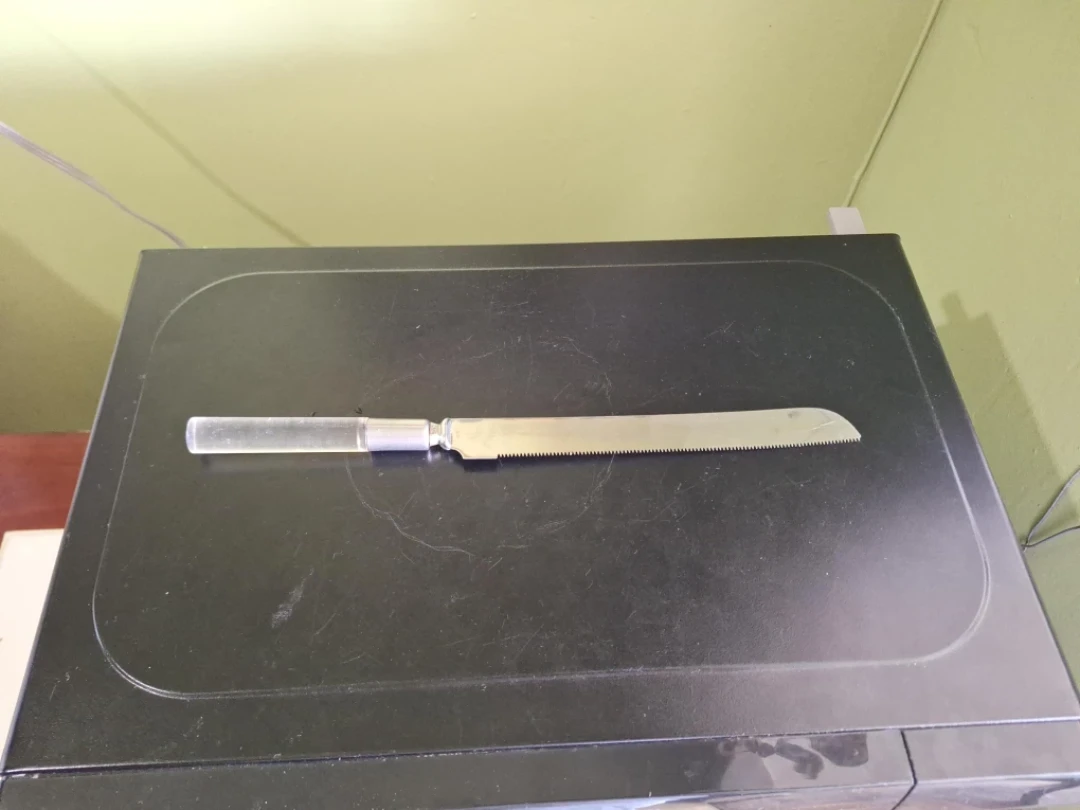 Serrated Bread Knife with Clear Acrylic Handle