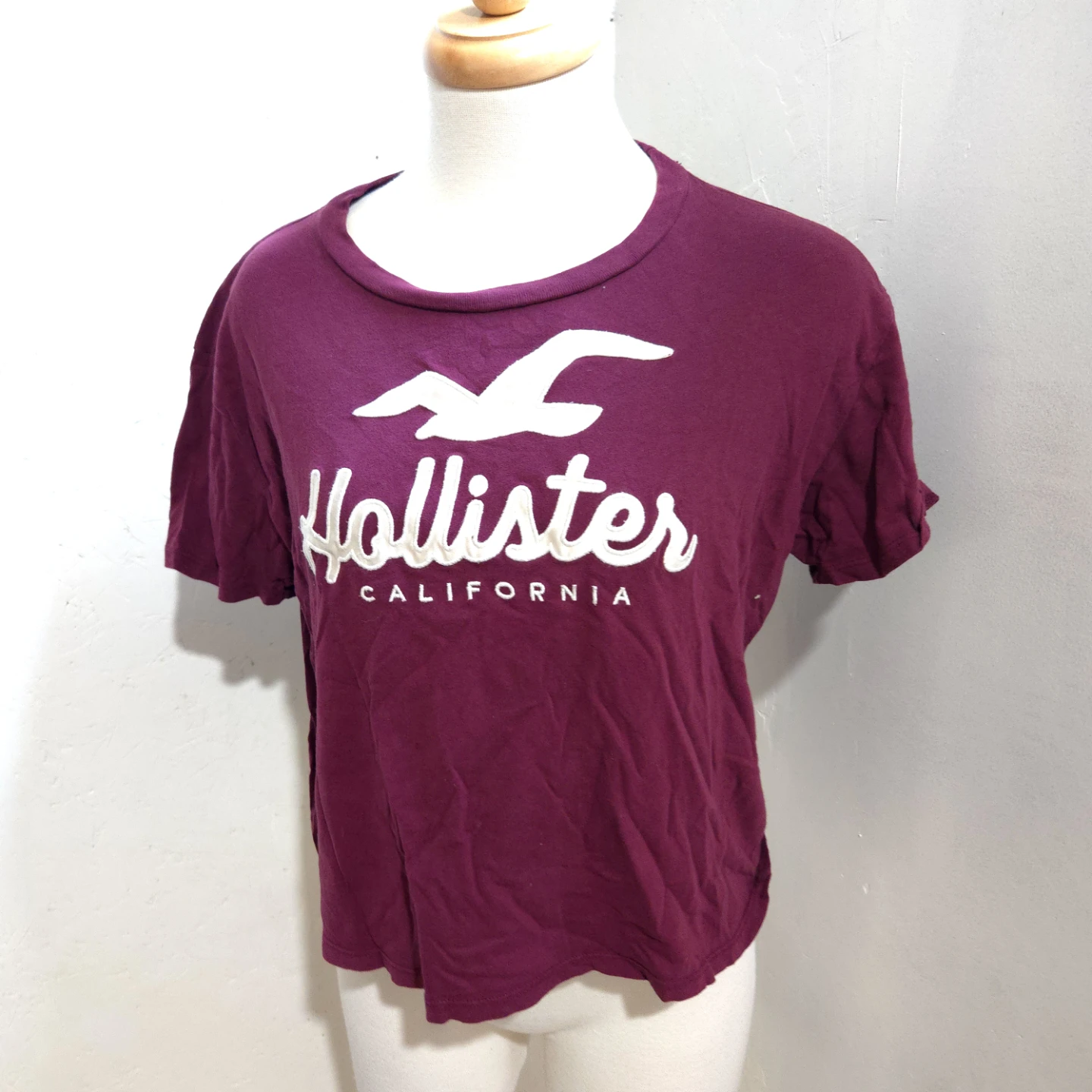 Hollister Burgundy T-Shirt - photo 2