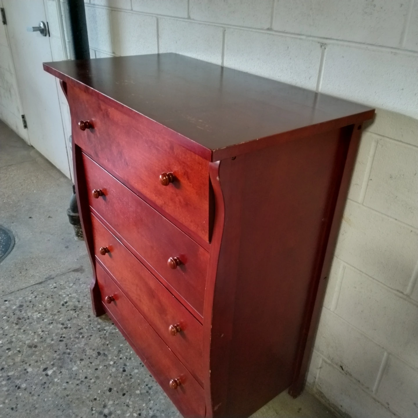 Dresser solid wood