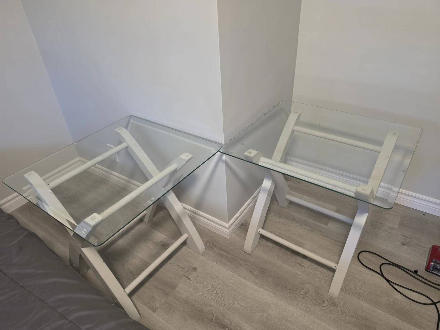 Set of 2 White X-Frame Glass Side Tables
