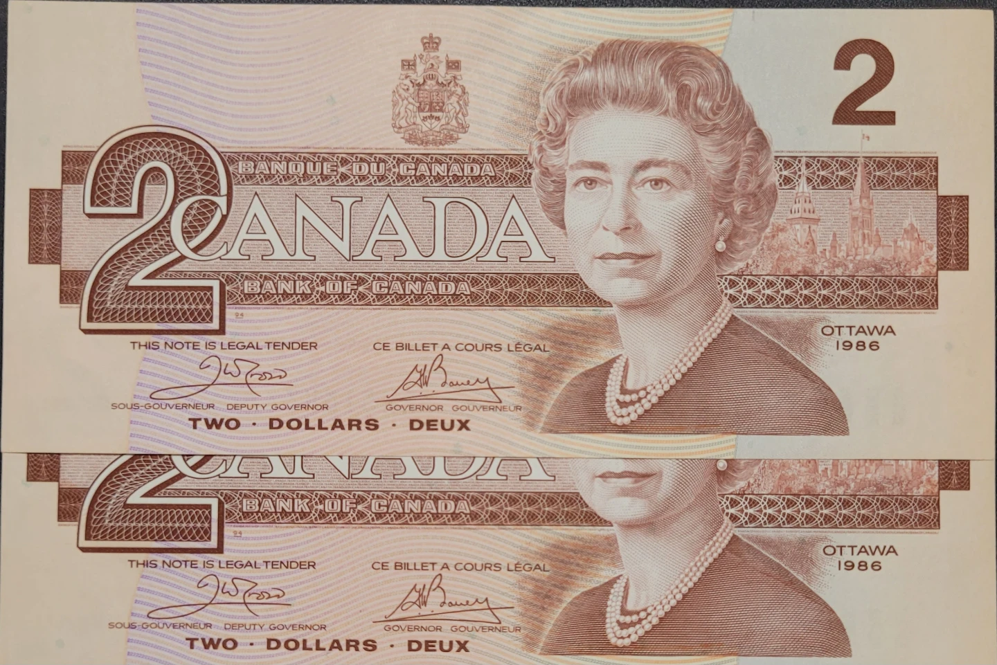 Sequential Uncirculated $2 Canadian Banknotes