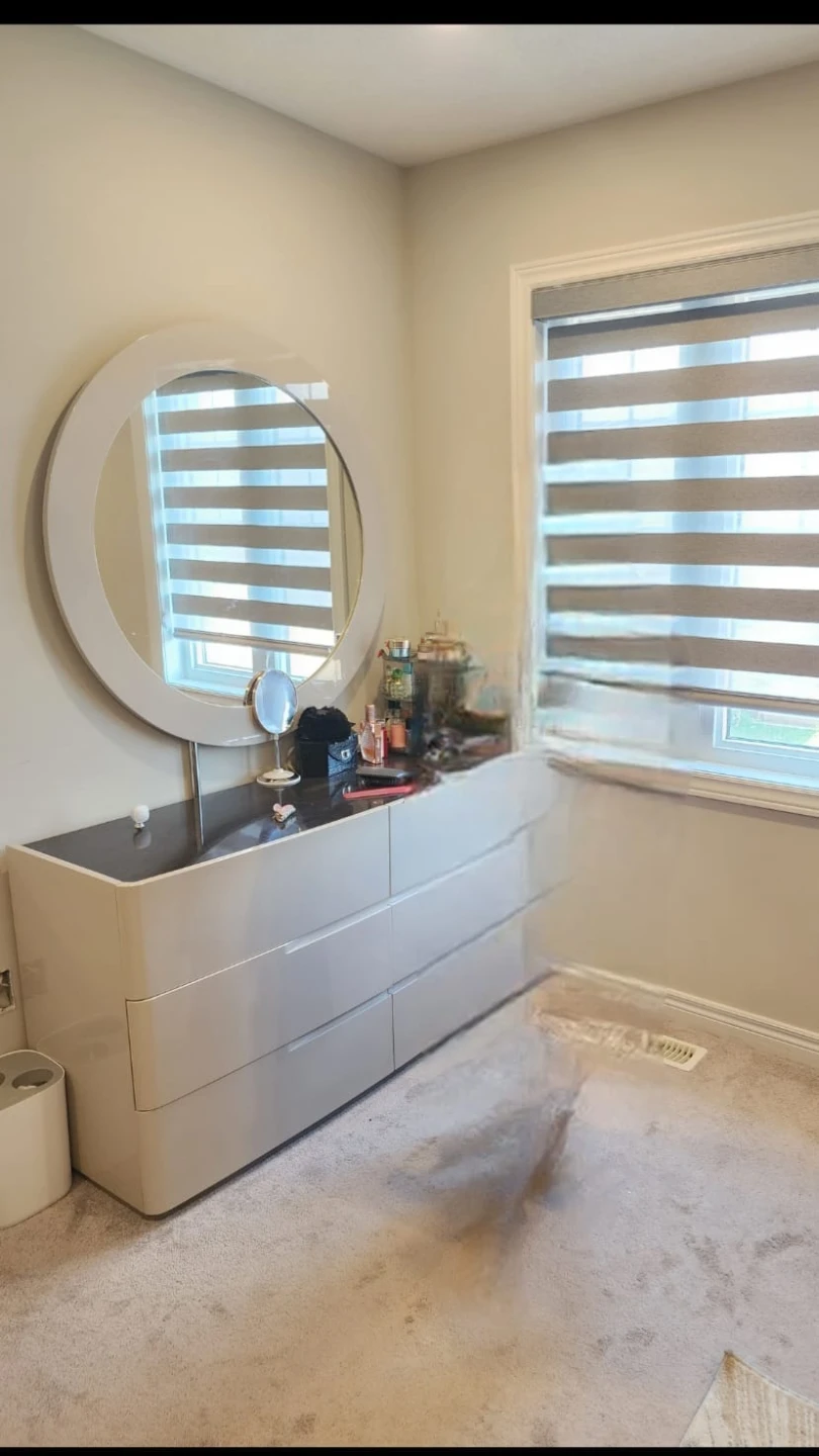 Light Grey Queen Set – LED Bed, Dresser, Mirror, Chest $850 - photo 4