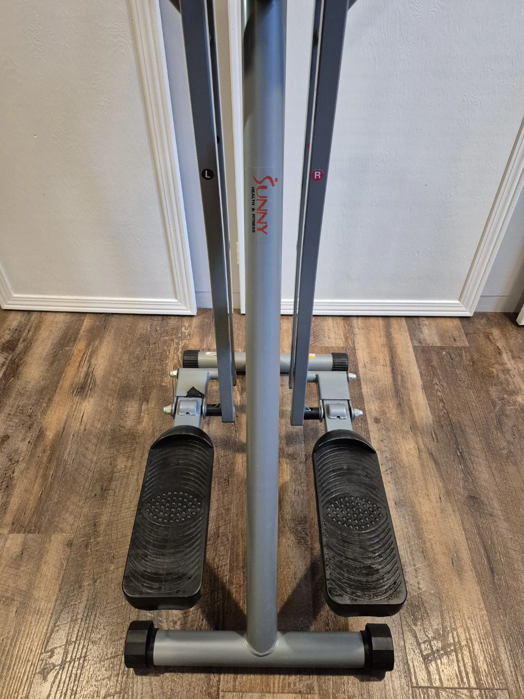 Folding Elliptical / Glider (Sunny Health SF-E902) - photo 5