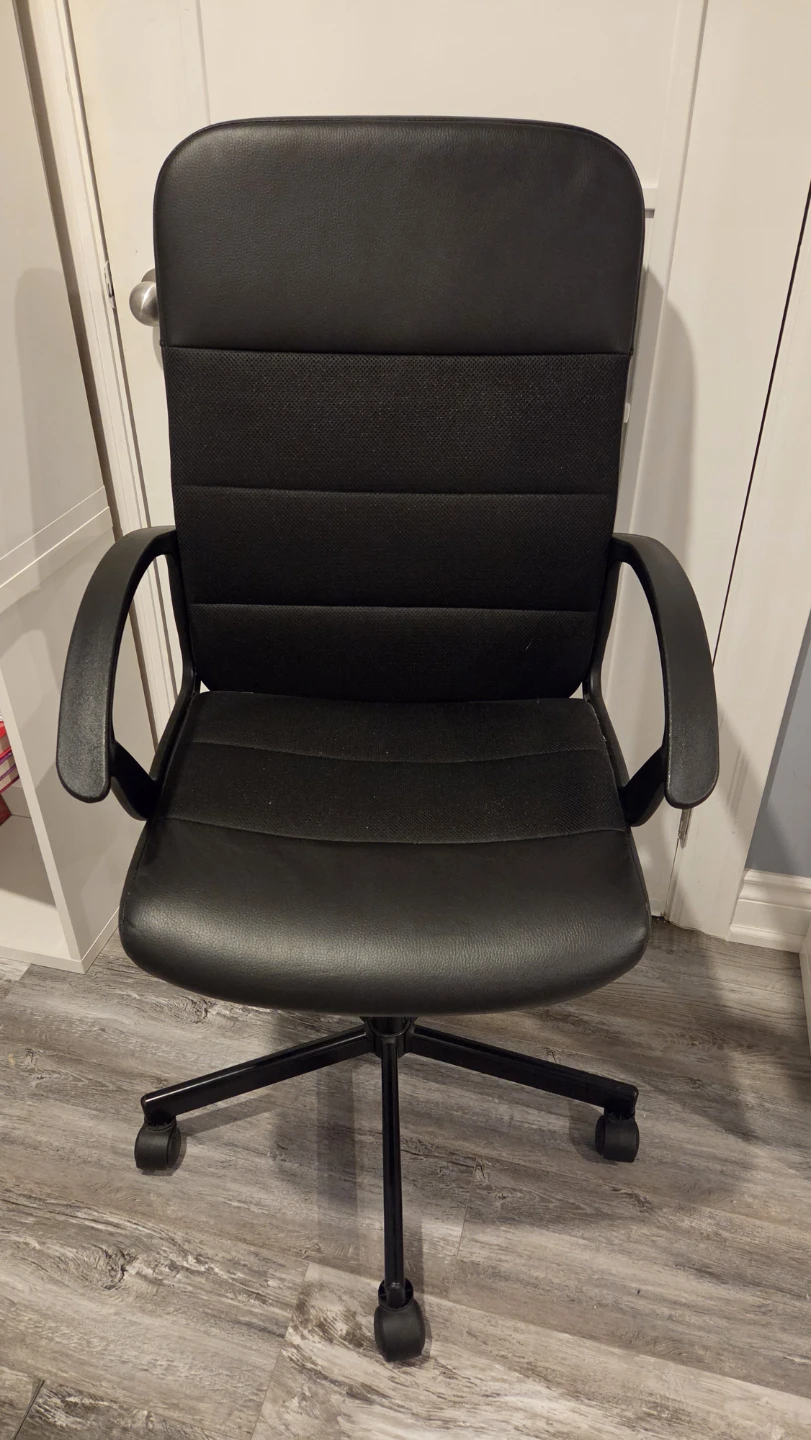 Black Office Chair