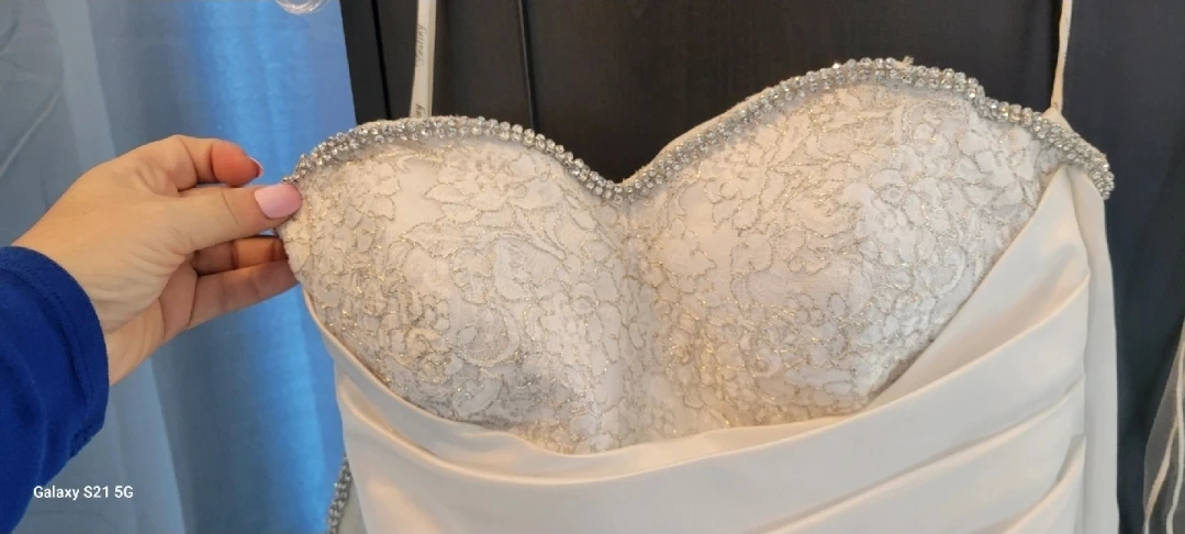 White Strapless Wedding Dress - photo 4