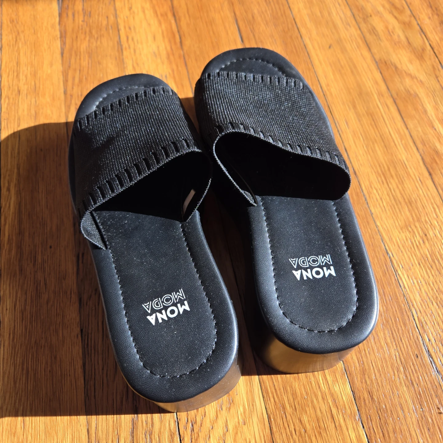 Black Platform Slide Sandals - photo 2