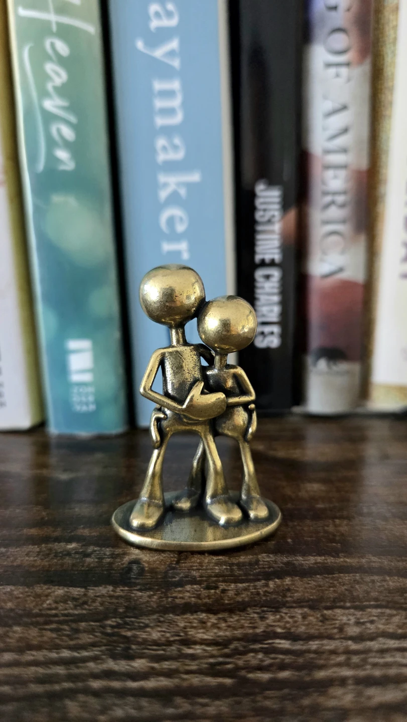 Couple Hug Brass Sculpture – Minimalist Love Figurine *new