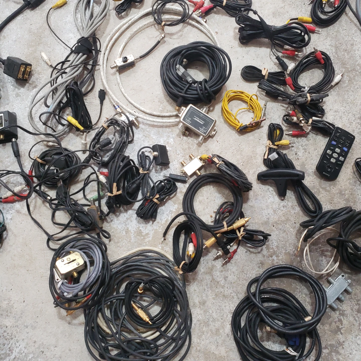 Assorted A/V Cables and Adapters Lot - photo 2
