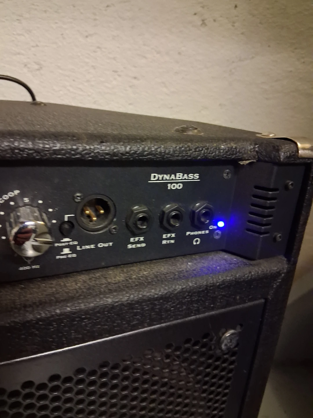 Traynor Dynabass 100 Bass Amplifier - photo 2