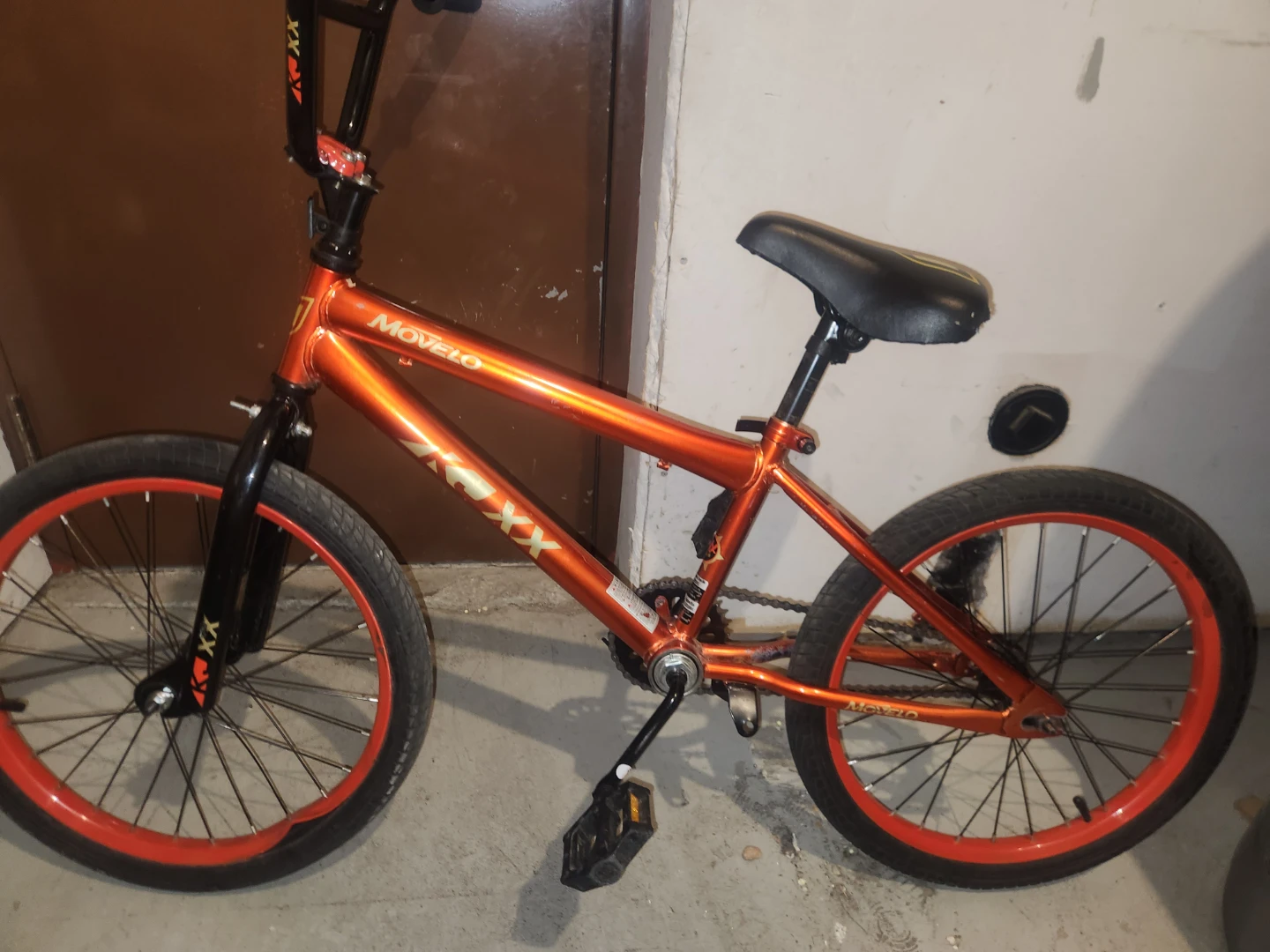 Movelo KXX BMX Bike