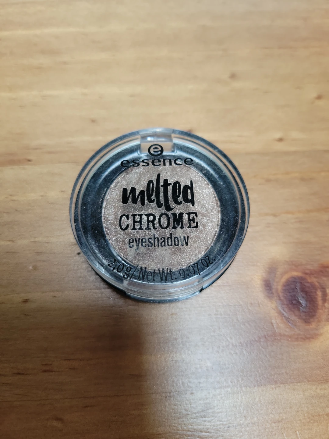 Essence melted chrome eyeshadow
