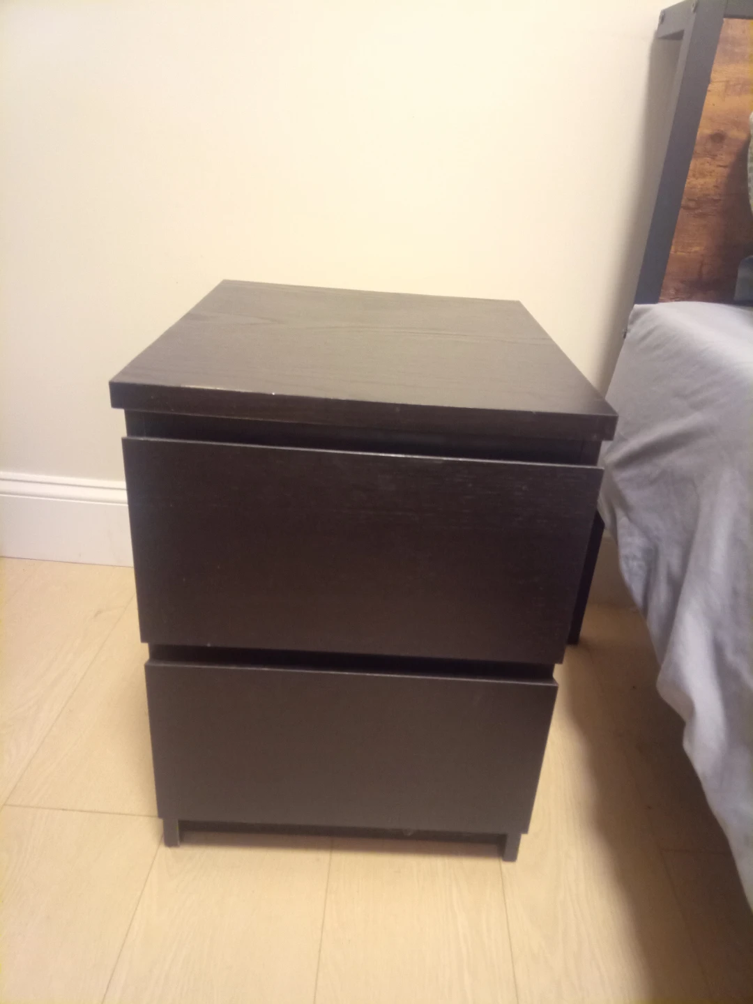 Black nightstand - photo 3