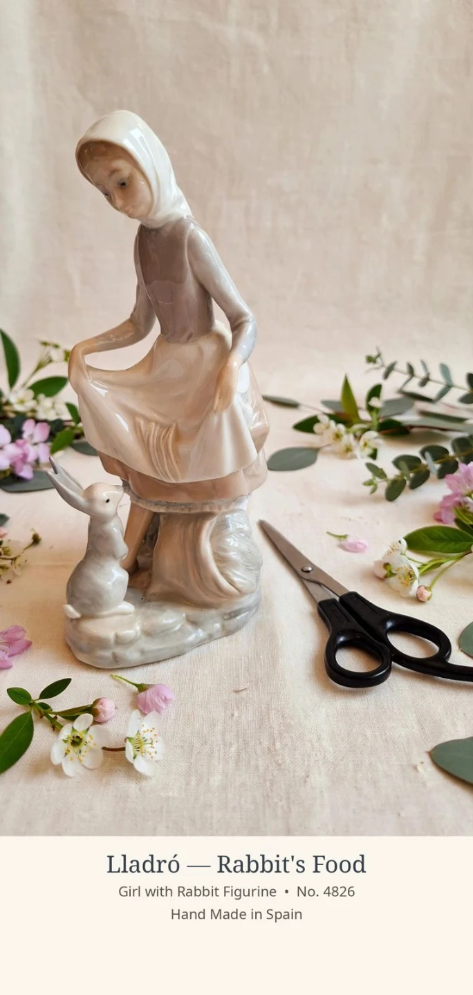 Lladro Rabbit's Food Figurine No. 4826