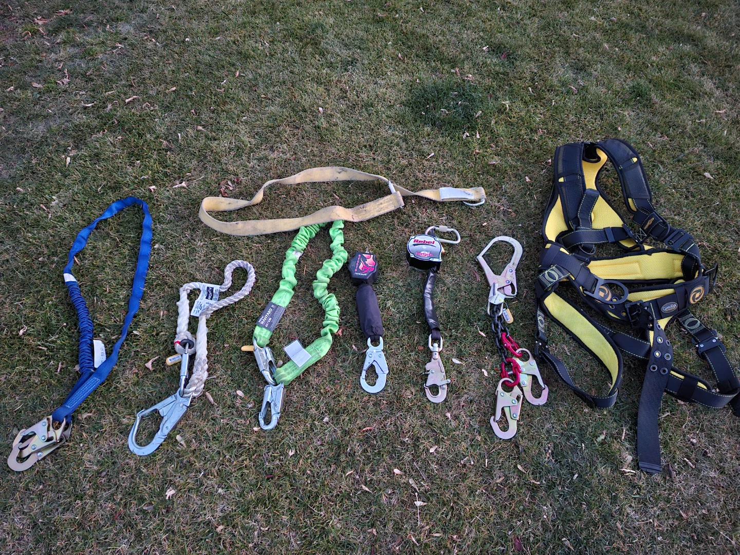 New Guardian Fall Protection Harness and Lanyards Set - photo 4
