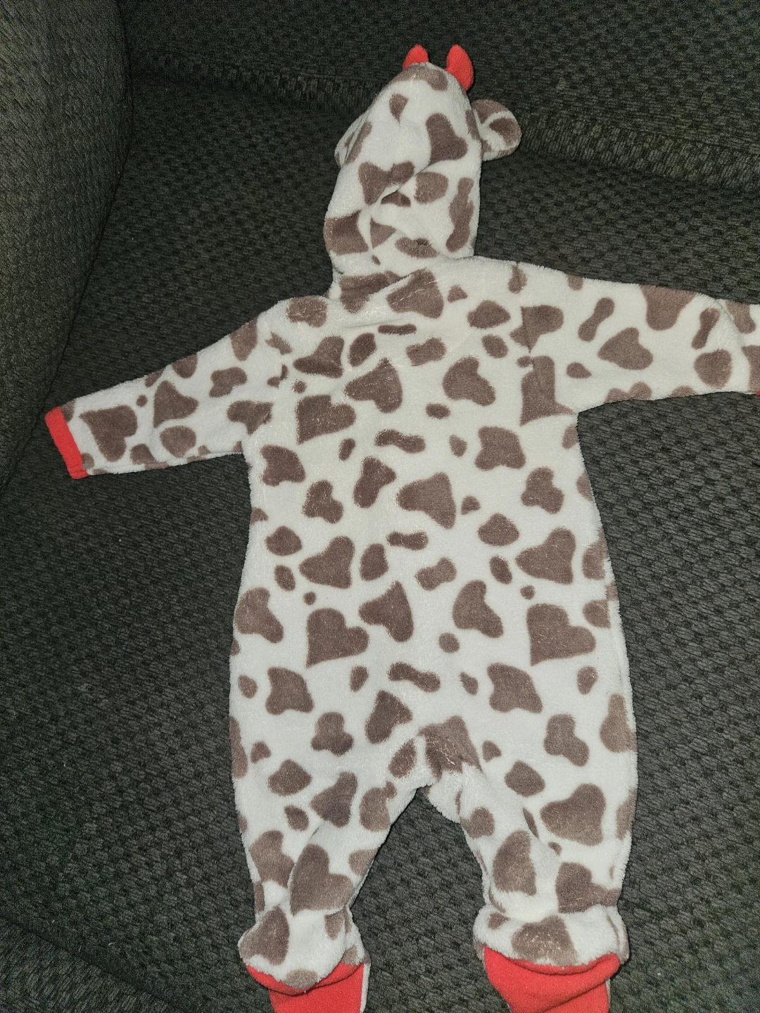 Snugabye Newborn Cow Onesie - photo 4