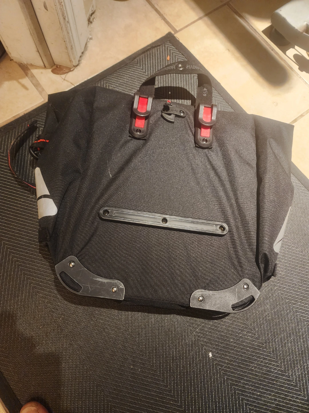 Axiom Hydracore Waterproof Bicycle Pannier - photo 4