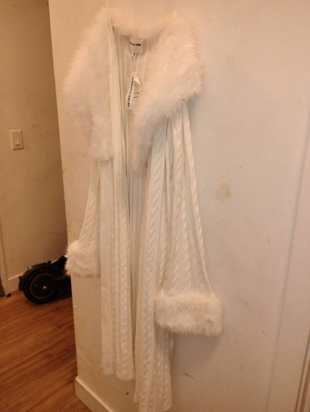 Willow & Wind White Faux Fur Cardigan - photo 2