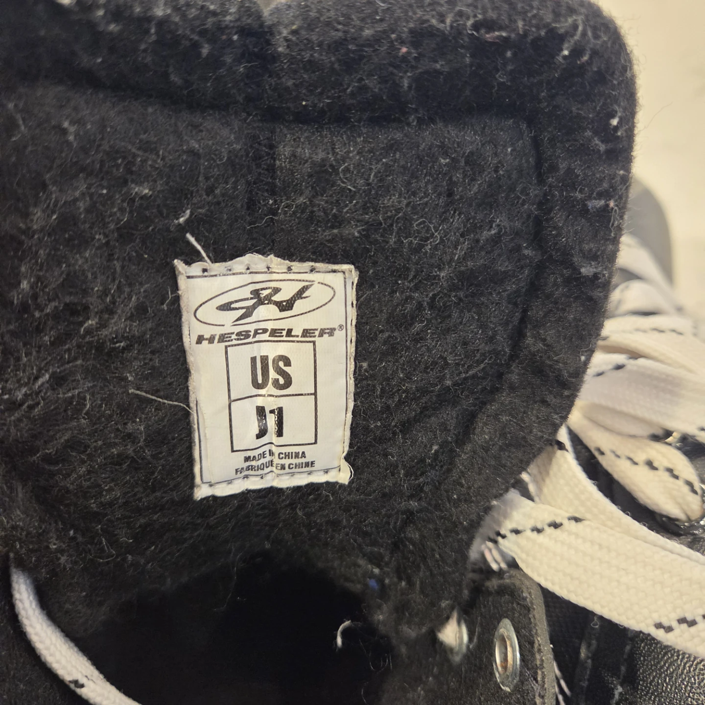 Hespeler Childrens Ice Skates Size J1 - photo 3