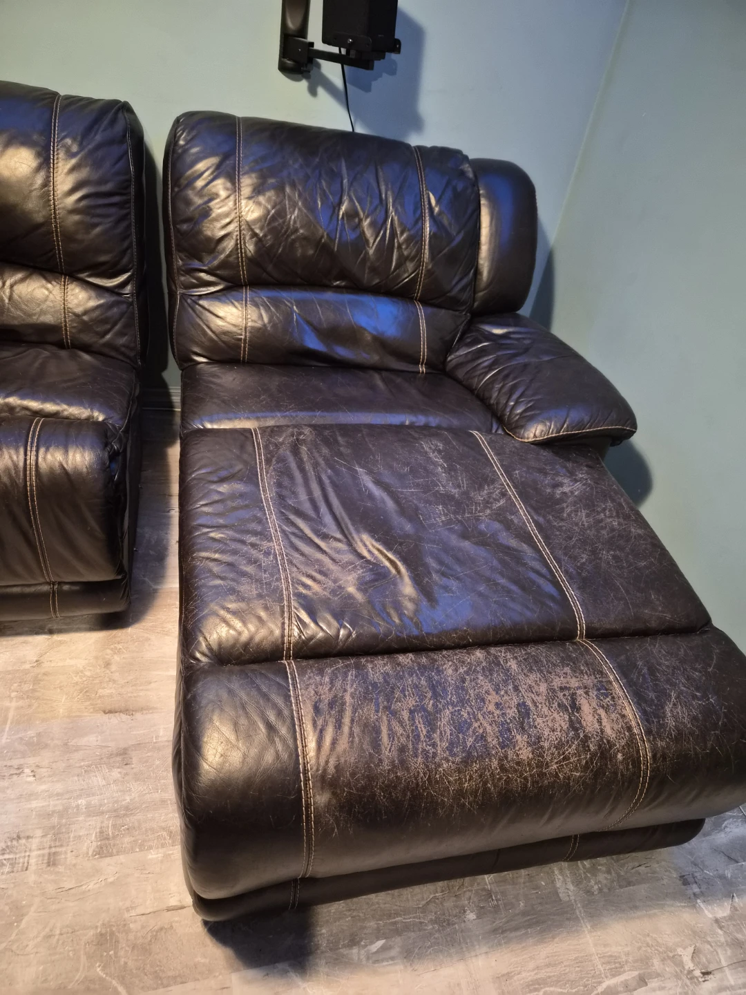 Black Leather Reclining Sectional Sofa - photo 5