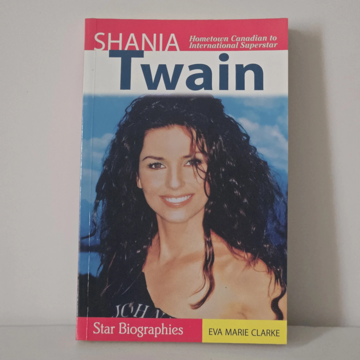 Shania Twain: Hometown Canadian to International Superstar