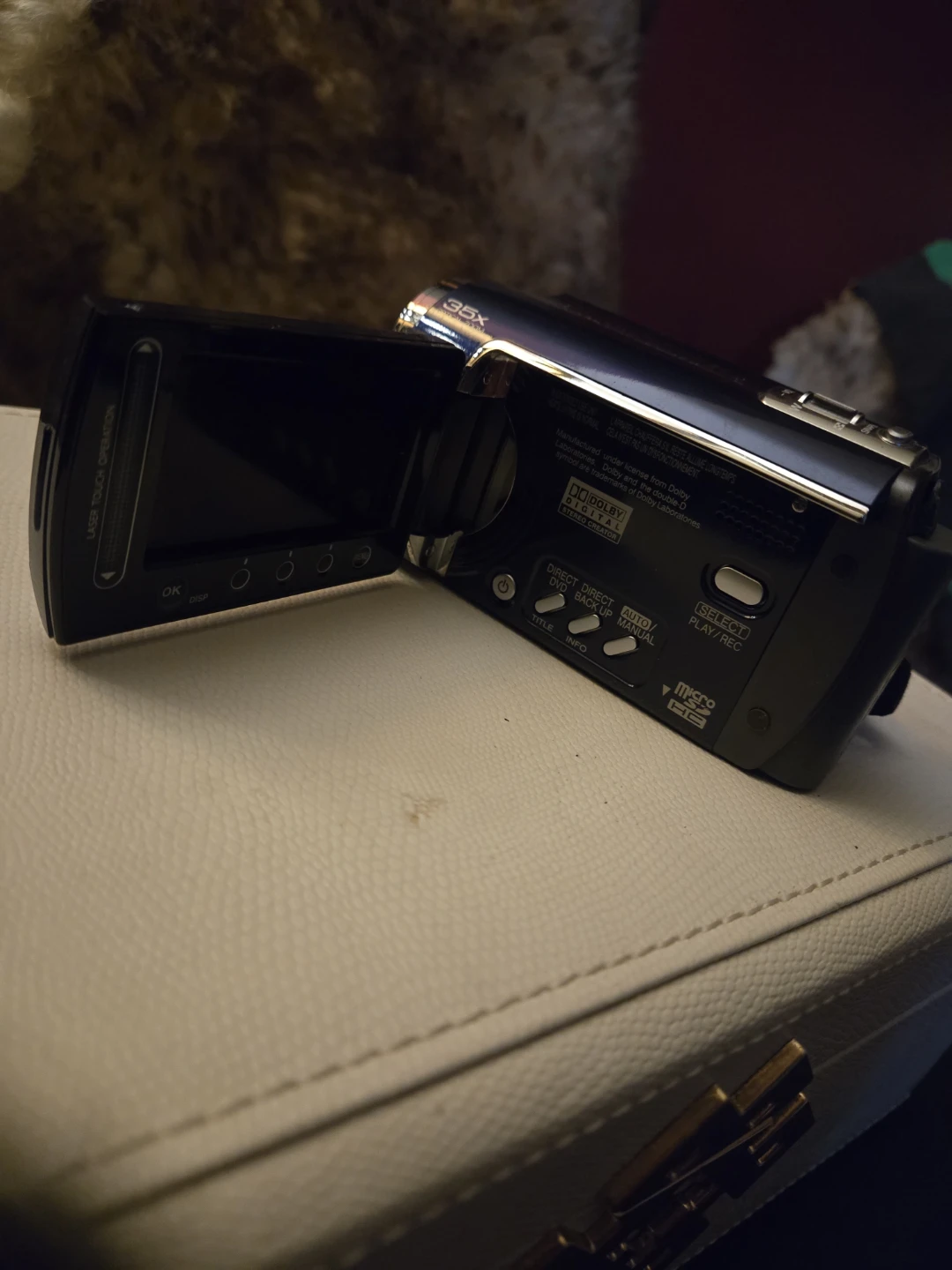 JVC Everio Hybrid Hard Disk Camcorder - photo 4