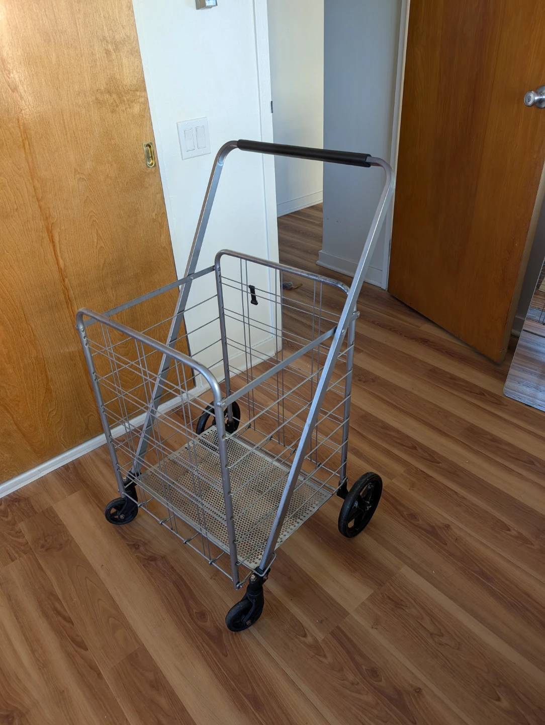 Collapsible Metal Utility Cart - photo 2